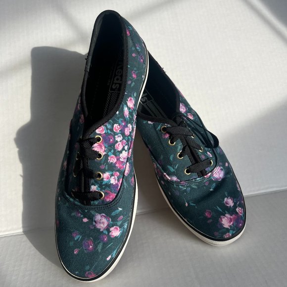 Black and Floral Canvas Lace Up Keds - Picture 1 of 8
